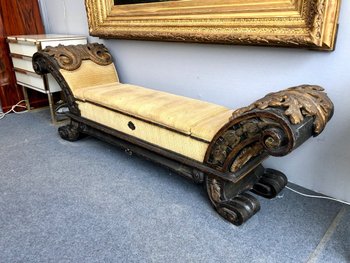 Neoclassical Italian bench, 18th century