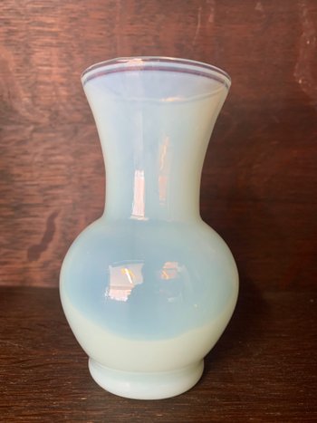 Small opal crystal vase "soap bubble