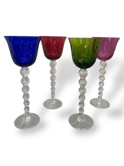 Bolle modello Saint Louis - 4 bicchieri di cristallo colorati Roemers H: 24,5 Cm