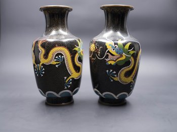 Paire De Vases Cloisonnés Chinois, Fin XIXe / Début XXe