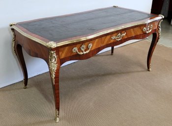  Bureau d’Apparat en Bois de Rose et Bois de Violette, style Louis XV - 2ème moitié XIXe 