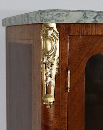 Petite Vitrine en Bois Précieux, style Transition Louis XV / Louis XVI – Début XXe 