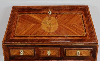  Middle slope desk in precious wood, Louis XV period - XVIIIth century