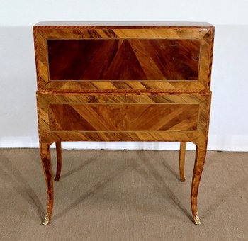  Middle slope desk in precious wood, Louis XV period - XVIIIth century