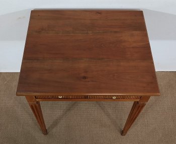 Small solid cherry wood table, Louis XVI style - 1st part of the XIXth century