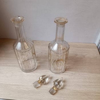 Pair of decanters - Crystal - Early 19th century