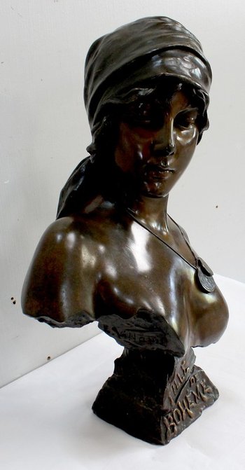 "Ragazza boema" in bronzo di E. Villanis - Inizio XX secolo