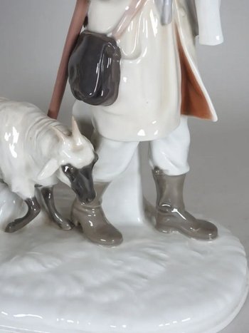 Meissen porcelain group a shepherd accompanied by his flock of sheep Model Y155 by Otto Pilz