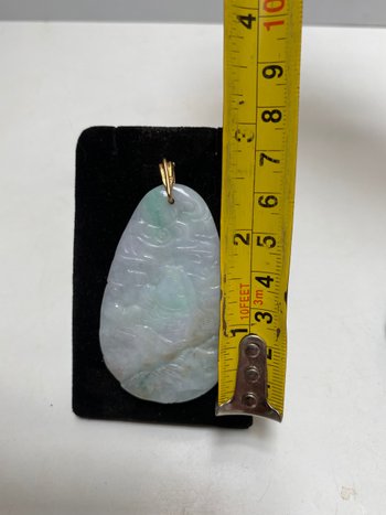 PENDENTIF JADE ET OR