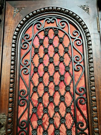 Renaissance walnut buffet with brown patina, circa 1850