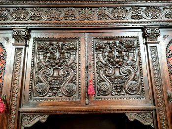 Renaissance walnut buffet with brown patina, circa 1850