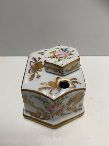 German porcelain inkwell