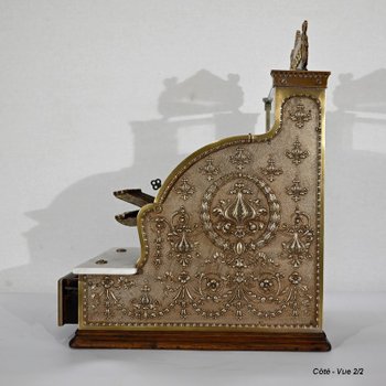 Petit modèle de caisse enregistreuse en Bronze ciselé, « National Cash Register Co.», modèle 312 – Début XXe