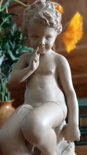 Sculpture d'après Falconet  en biscuit de porcelaine  XIXème