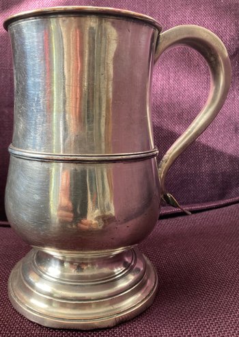 Masonic mug or pitcher in silver plated metal with monograph surmounted by the Comtal Crown - XVIII century