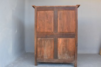             Louis XV Oak Regional Cupboard from the XVIIIth century