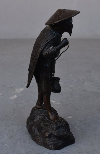             Vietnamese Bronze Peasant With Hat