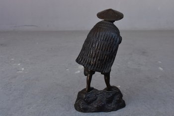             Vietnamese Bronze Peasant With Hat