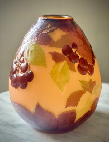 Vase Soufflé Gallé Aux Cerises Art Nouveau