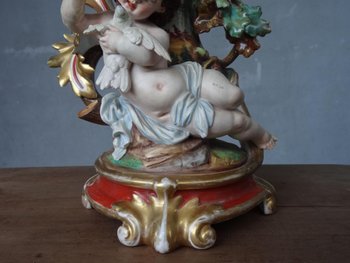 Seltene Porzellanvase aus Paris im Baby 1880