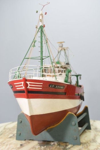 Model of Sables d'Olonne Trawl Scale 1/25