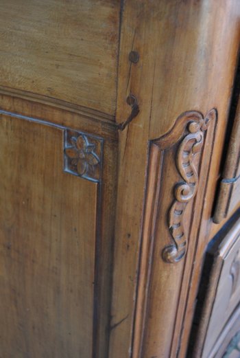 Louis XV period walnut chest of drawers