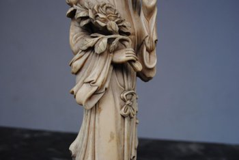 Elegante Statuette Japan 19.