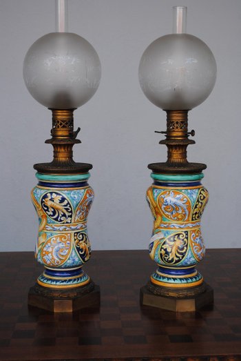 Paire De Lampes à Petrole 1880 Majolique Italienne