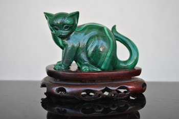 Statuette De Chat En Malachite Montée Sur Socle