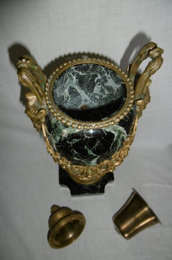 Pair Of Marble Cassolettes Mounted In Bronze From The 19th Century