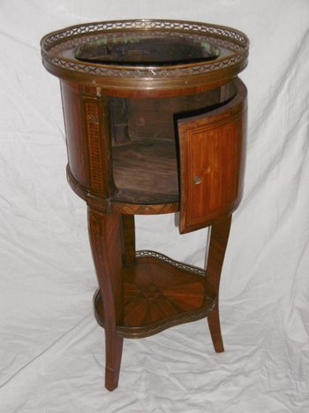 Stamped Transitional period refreshment table