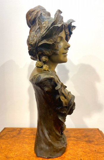 Busto in terracotta Art Nouveau Goldscheider