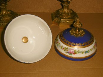 Paire De Drageoirs porcelaine de Sèvres