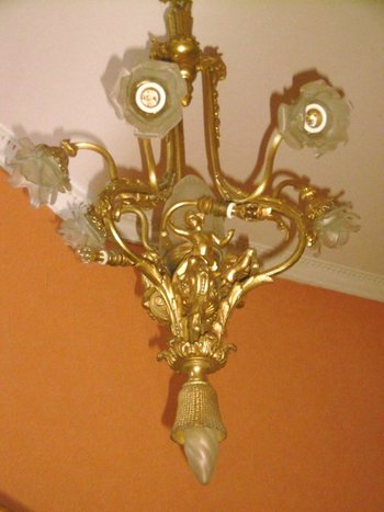 Lampadario Putti in bronzo