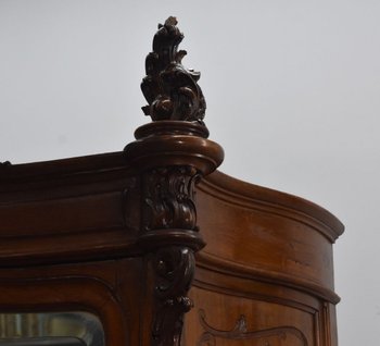 Exceptional Baroque Louis XV Rocaille Style Mirror Cabinet In Walnut Babies