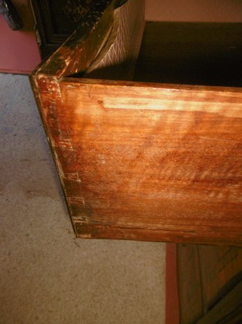 Louis XIV period chest of drawers