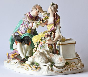 Samson porcelain group representing a couple of shepherdesses