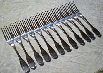 12 fish cutlery in silvery metal Christofle goldsmith Versailles model