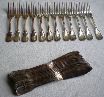 12 fish cutlery in silvery metal Christofle goldsmith Versailles model