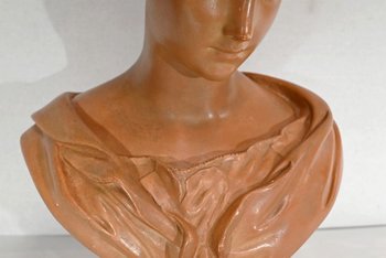 Busto in terracotta, firmato Atelier Lorenzi – 1920