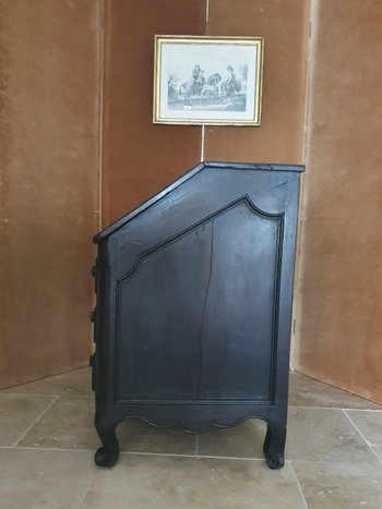 Scriban Commode, Blackened Wood, Louis XV, Late 18th/19th century.