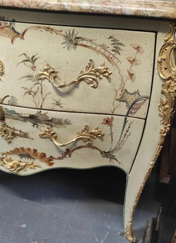 Louis XV Style Lacquer Chest Of Drawers Late 19th Century