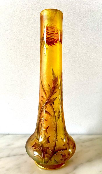 Daum Art Nouveau vase "Aux Chardons