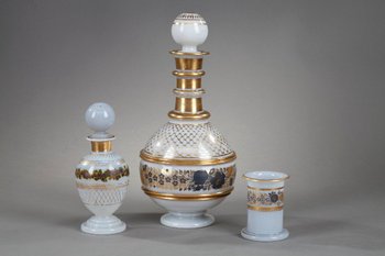 Service called "water glass" in opaline with Desvignes decoration, Charles X