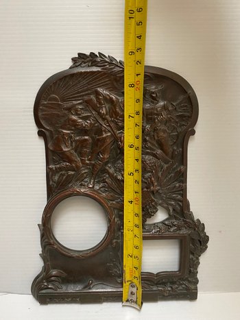 FRAME IN CAST BRONZE WITH PATINA