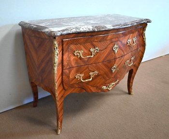 Sauteuse chest of drawers, Louis XV style - 2nd half XIXth century