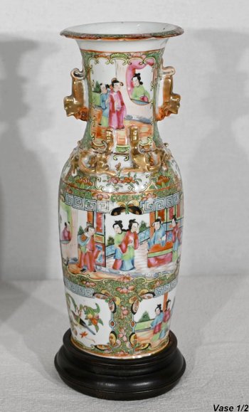 Pair of Baluster Vases in Chinese Porcelain - Late 19th century