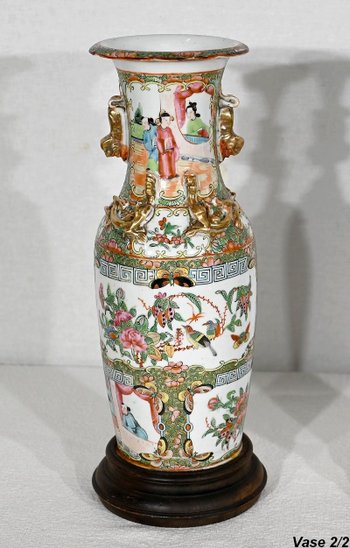 Pair of Baluster Vases in Chinese Porcelain - Late 19th century