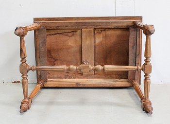 Petite Table Bureau en Noyer massif – 1920