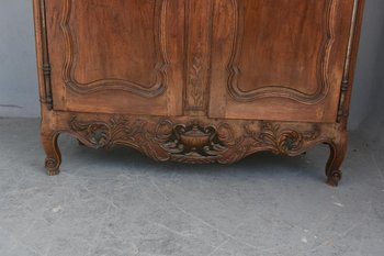             Nimoise Wardrobe Of Wedding Louis XV period XVIIIth In Walnut to Restore